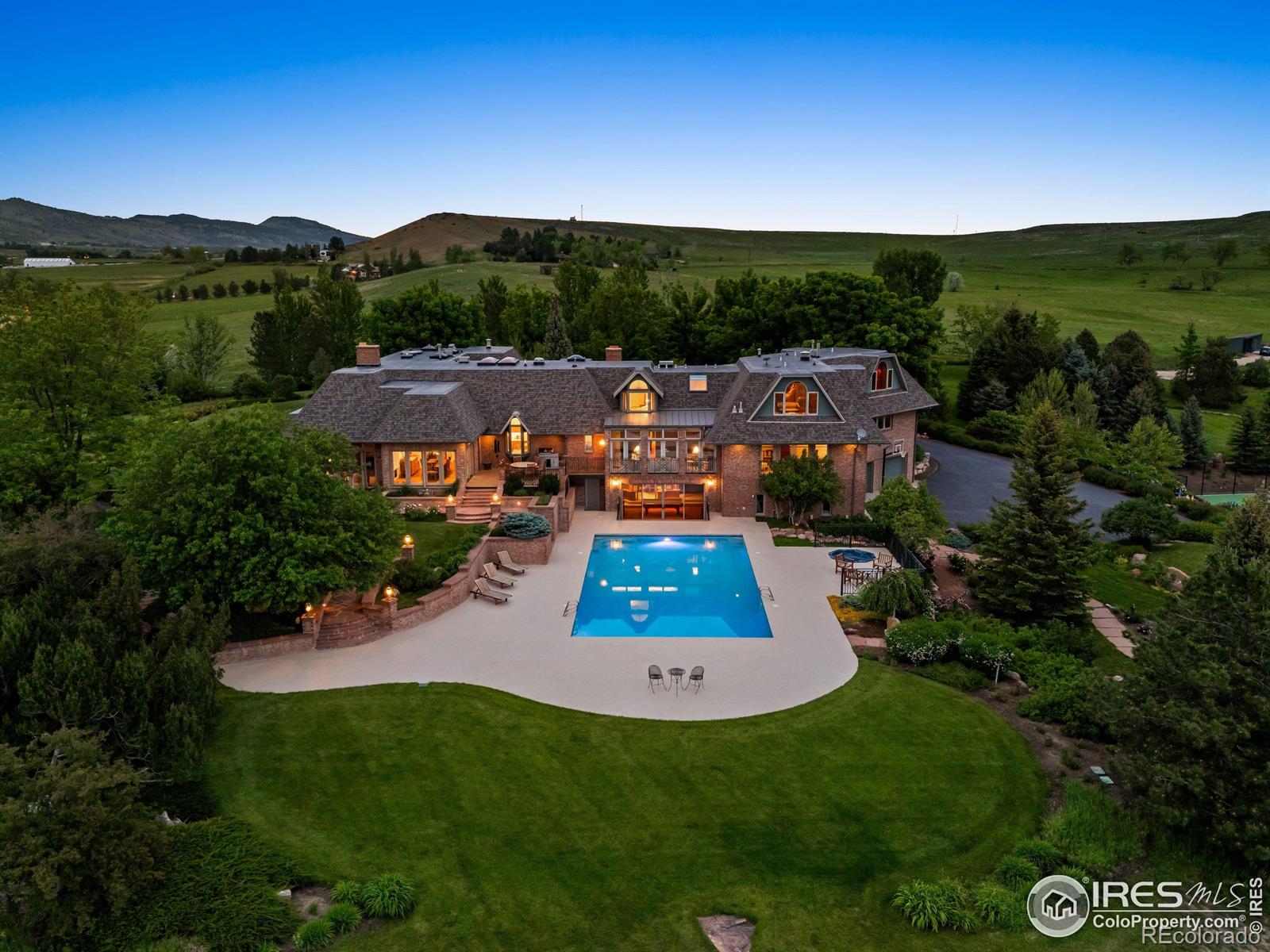 8000 N 41st Street