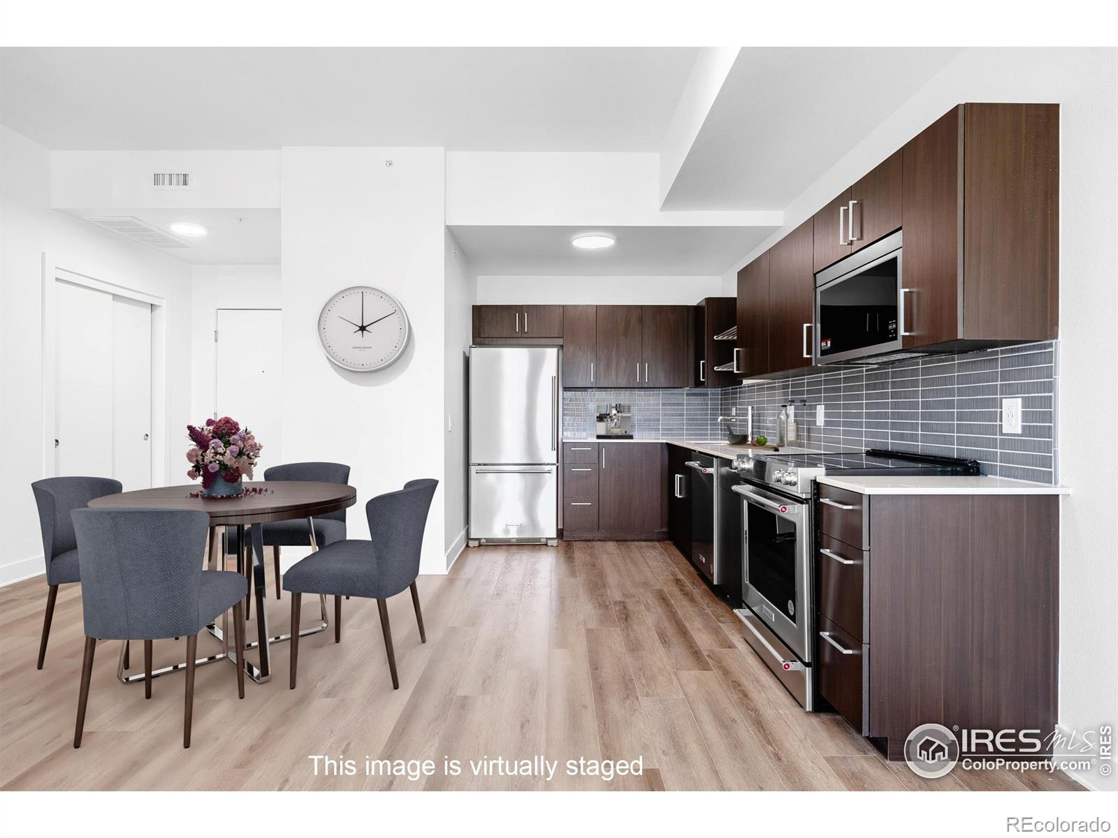 1707 Walnut Street Unit 206