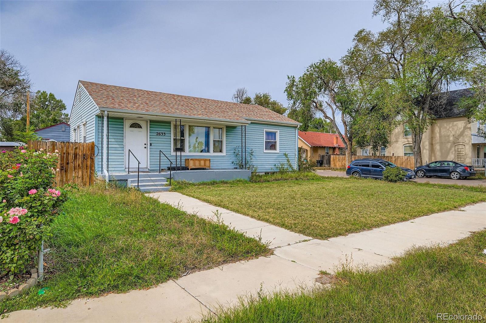 2633 N Grand Avenue