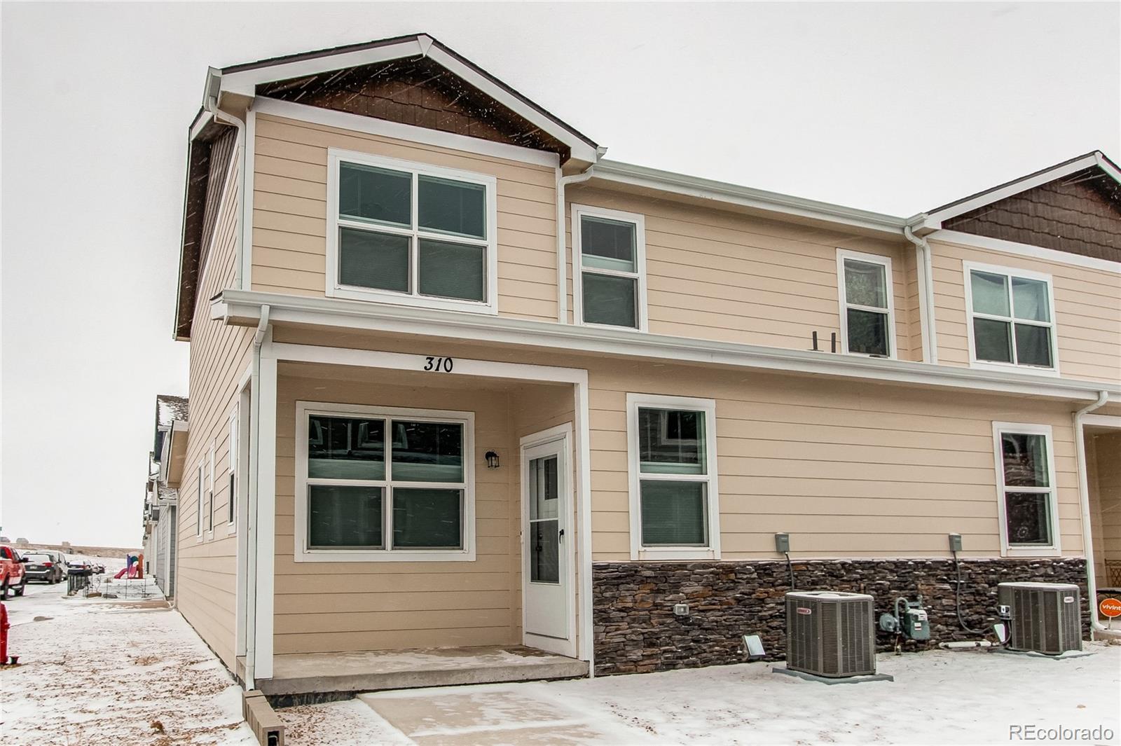 310 S 4 Court