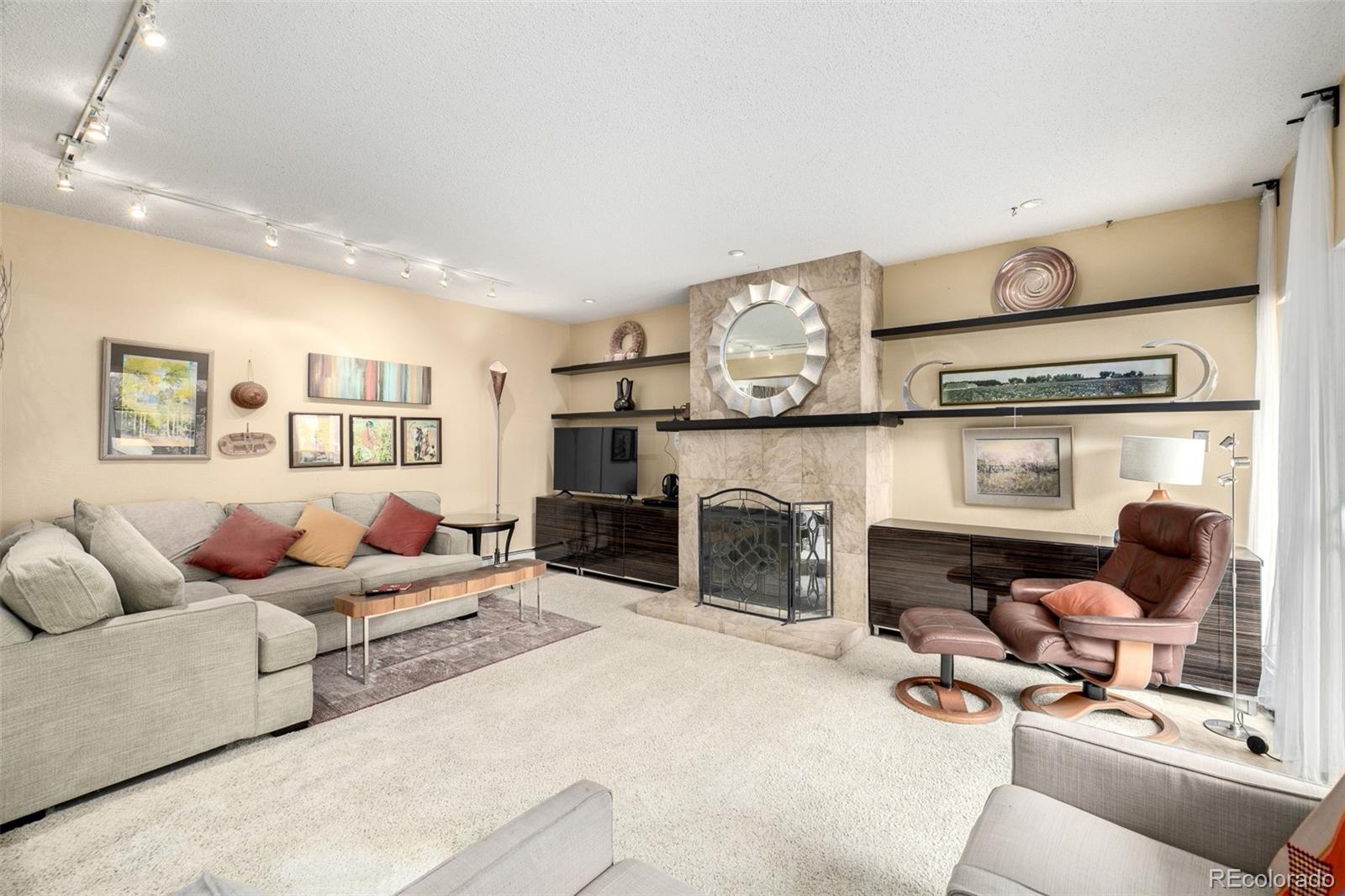 7466 W Cedar Circle