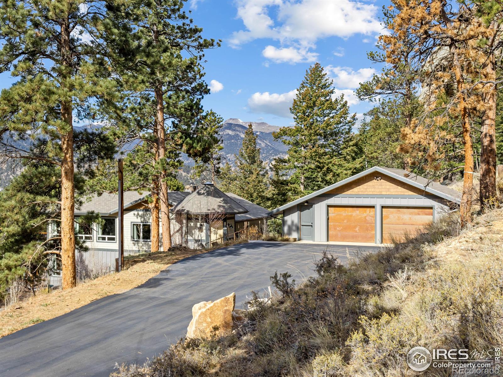 1267 Upper Venner Road