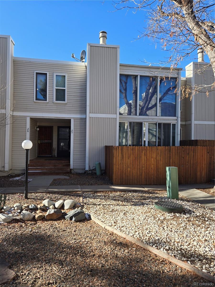 1050 S Monaco Parkway Unit 25