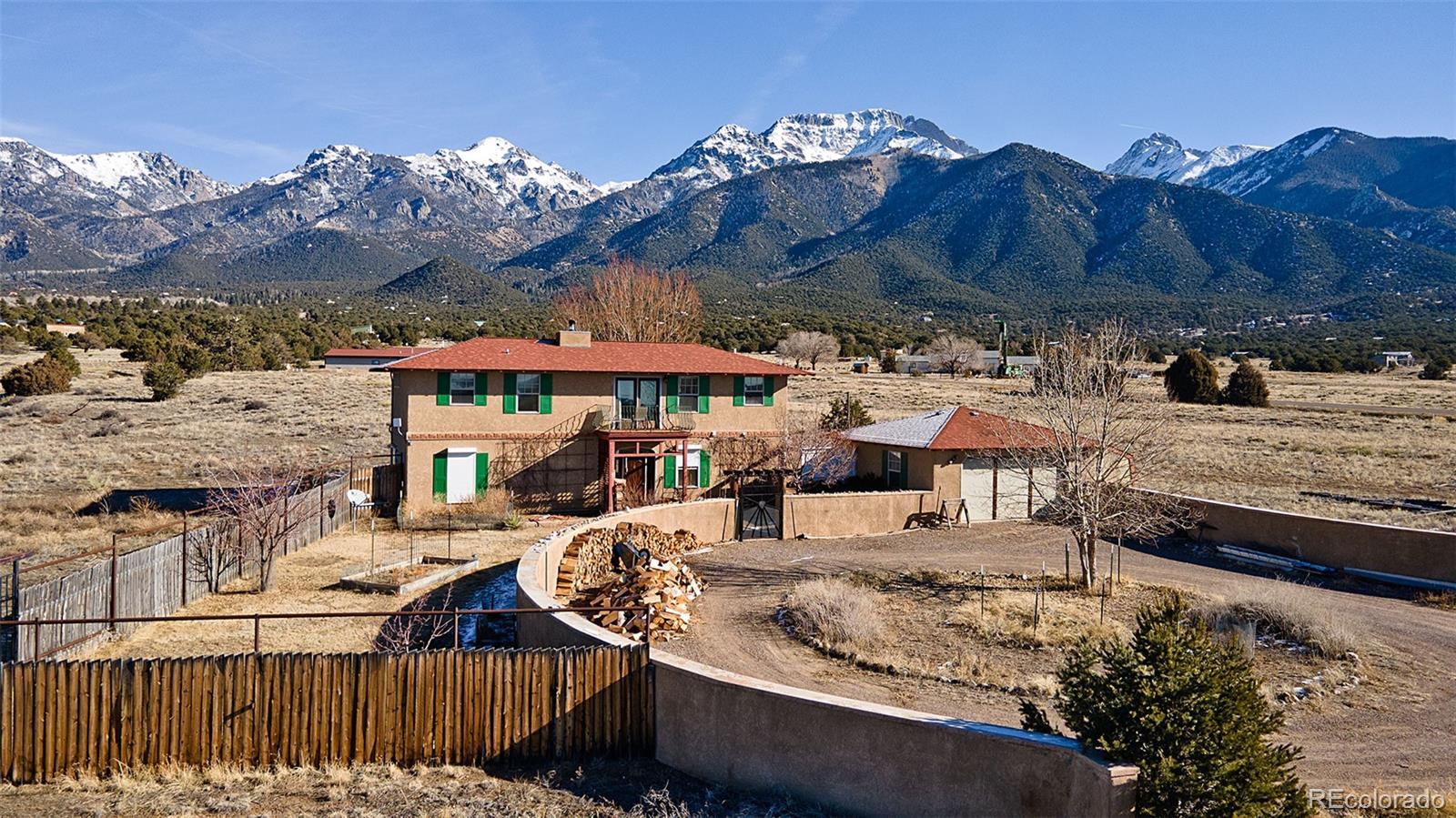 1552 Camino Real