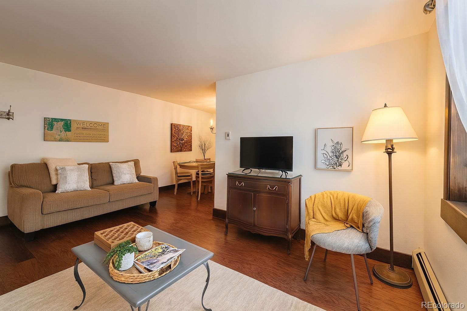 214 S Harris Street Unit 101