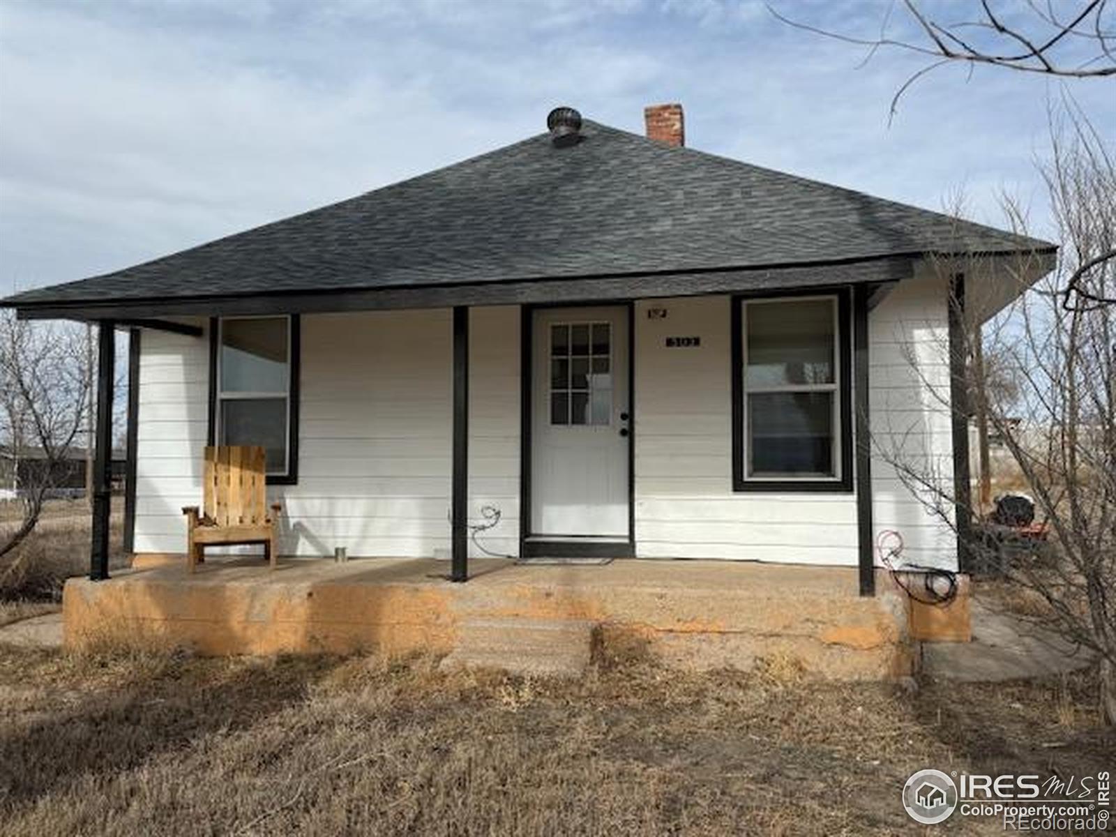 303 Lee Street