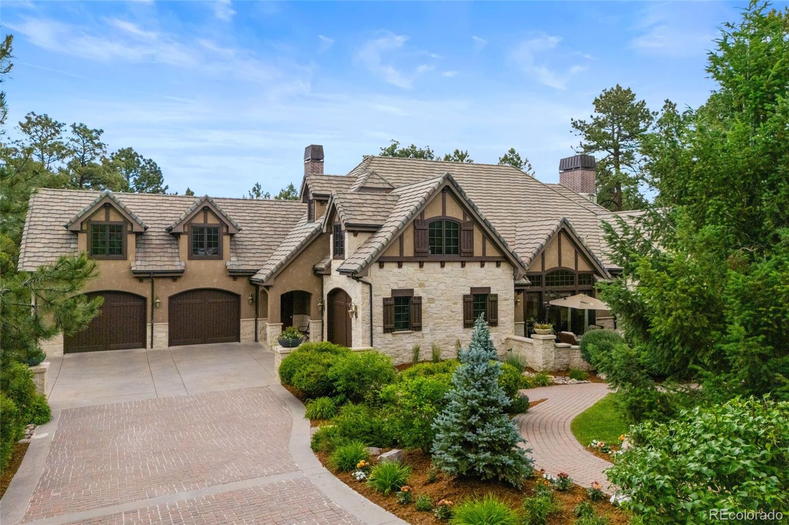 1072 Cypress Way