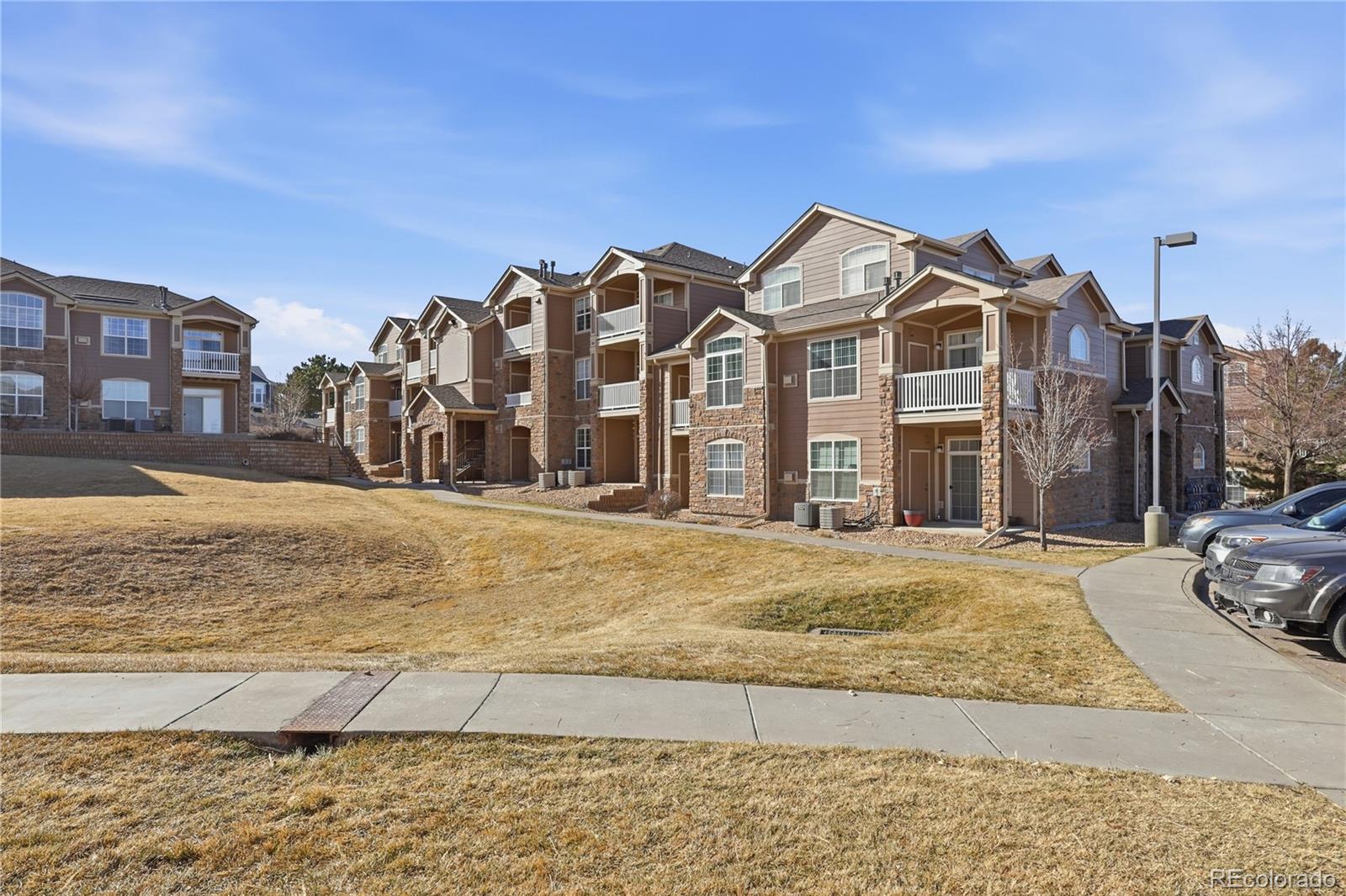 7440 S Blackhawk Street Unit 14-305