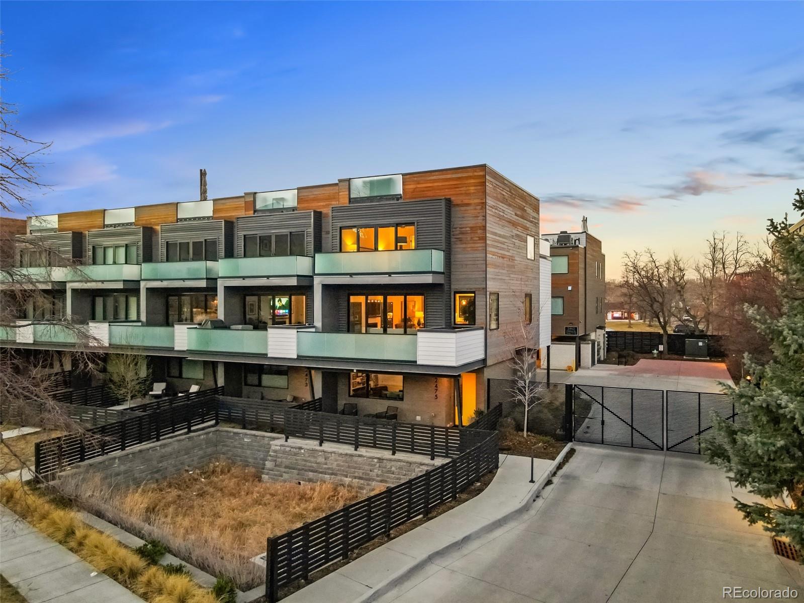 2475 Walnut Street