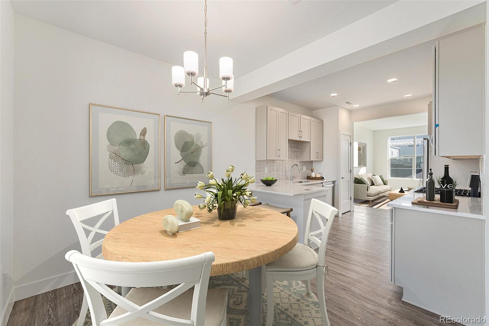 888 S Valentia Street Unit 102