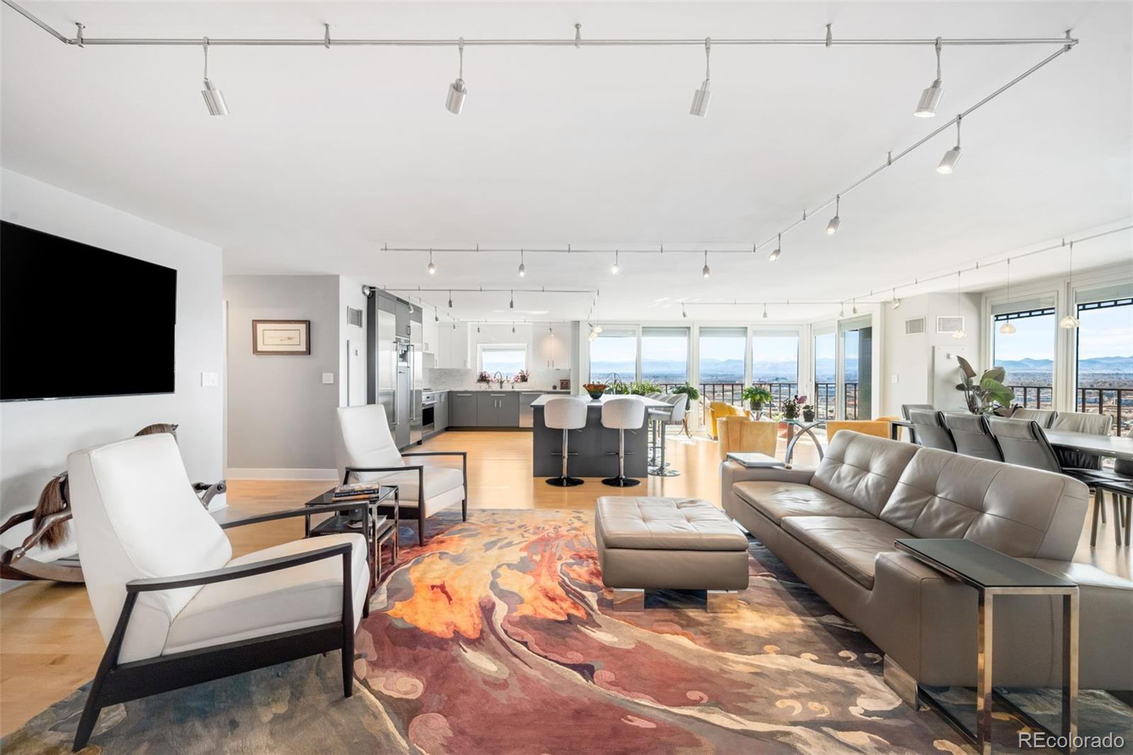 1551 Larimer Street Unit 2701