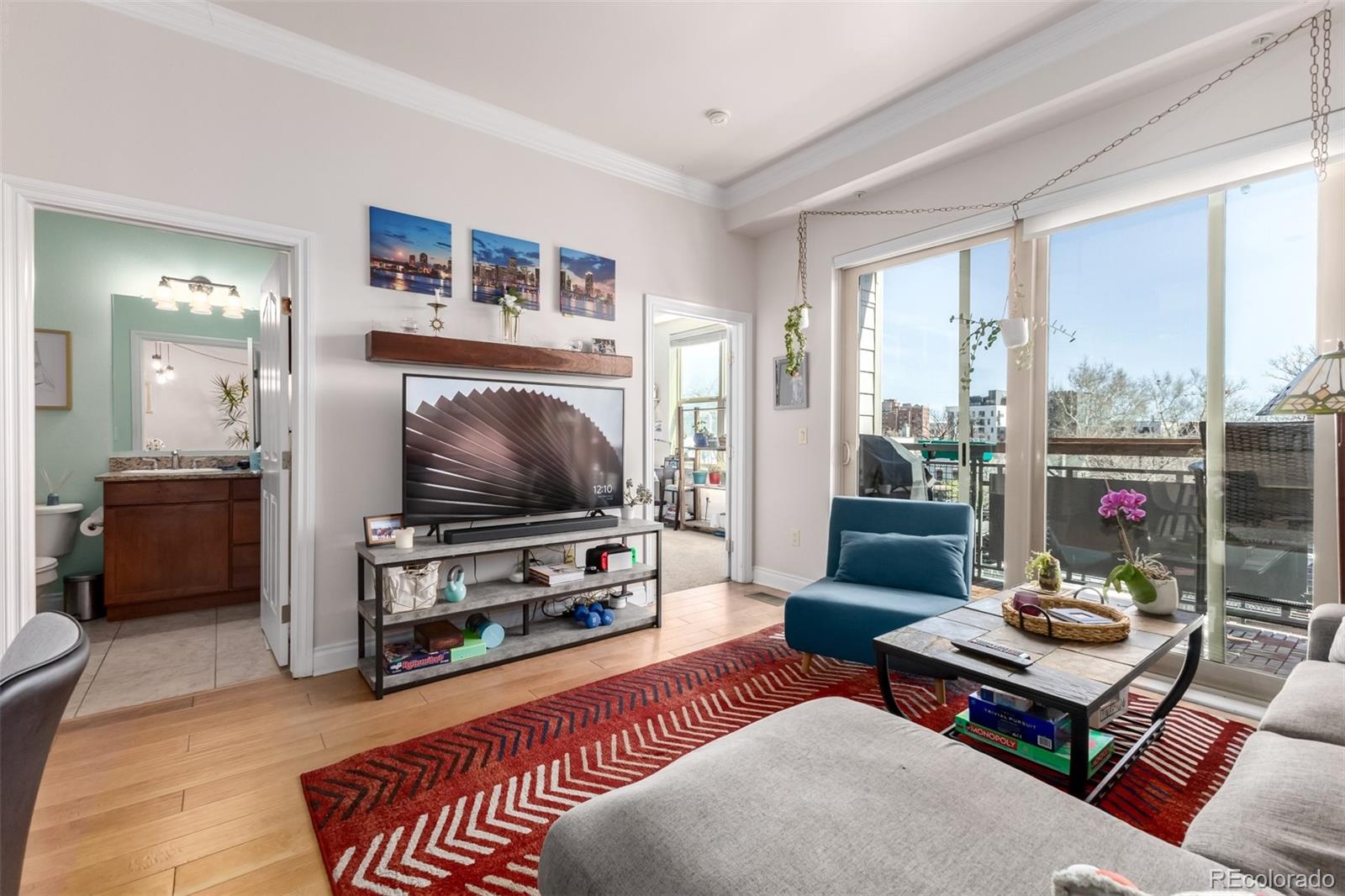 1700 N Emerson Street Unit 411