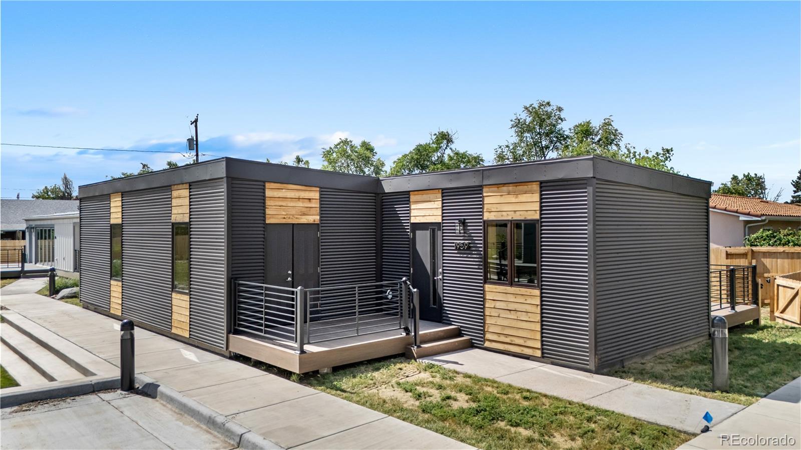 1959 Blackhawk Street