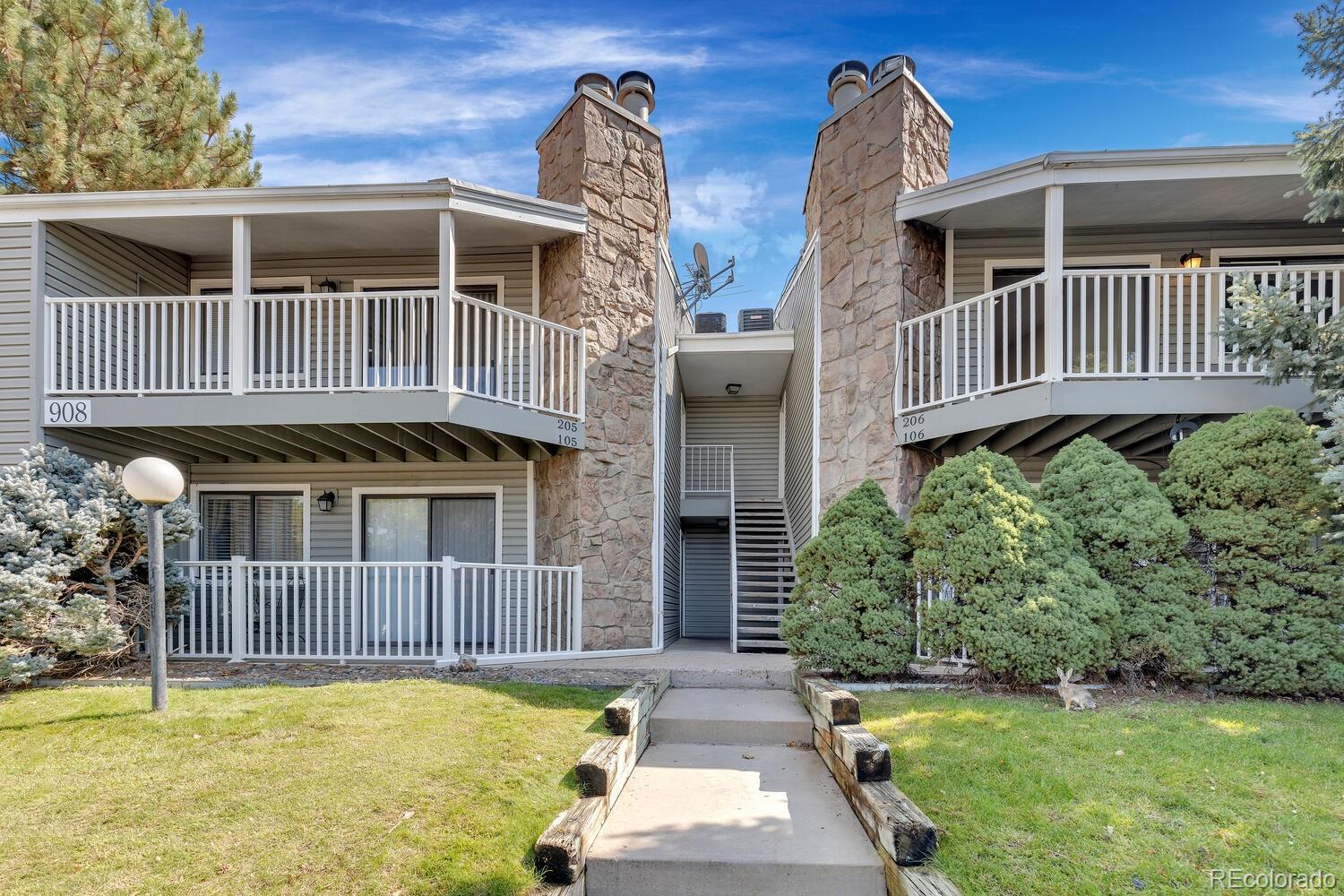 908 S Walden Way Unit 206