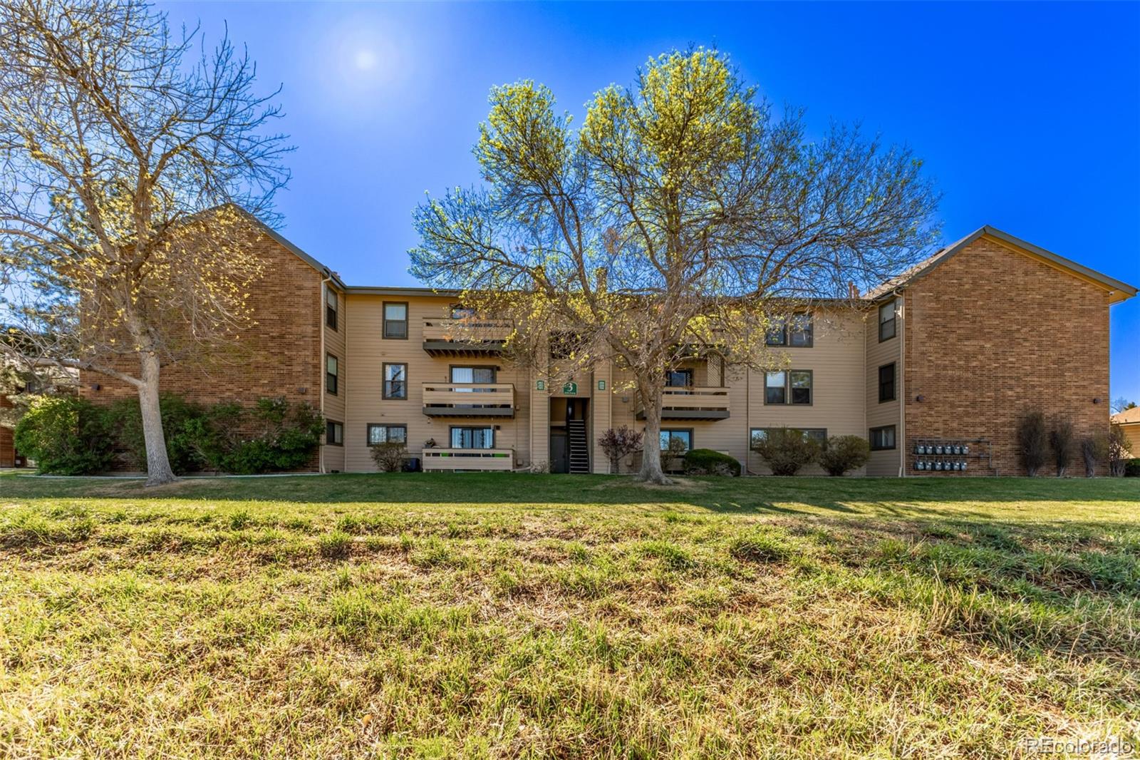 420 Zang Street Unit 3-106