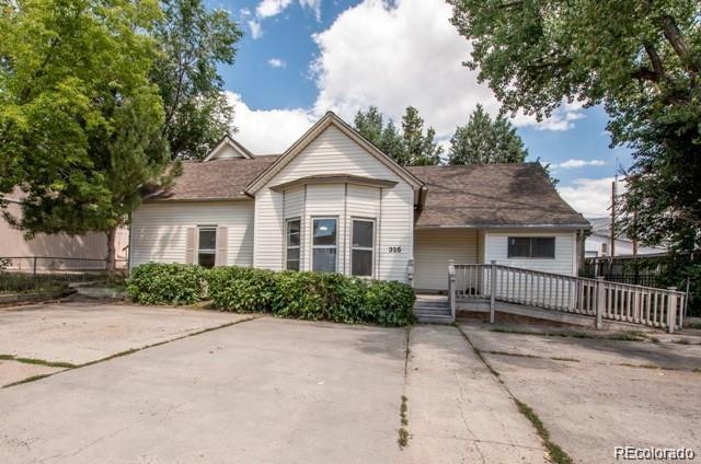 325 E Kiowa Avenue