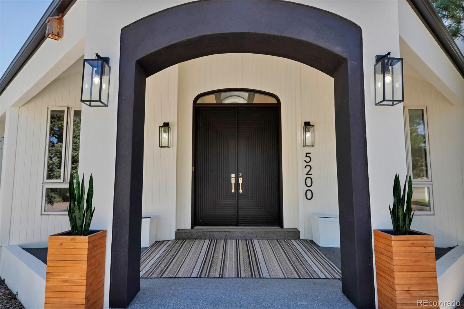 5200 Sunset Drive