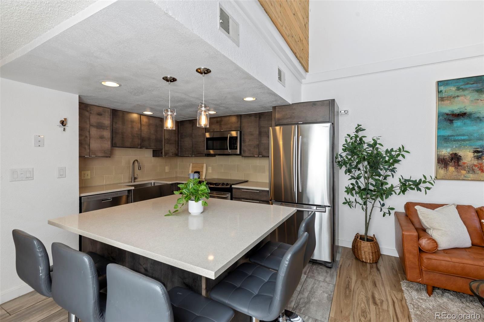 805 S 5th Avenue Unit 332