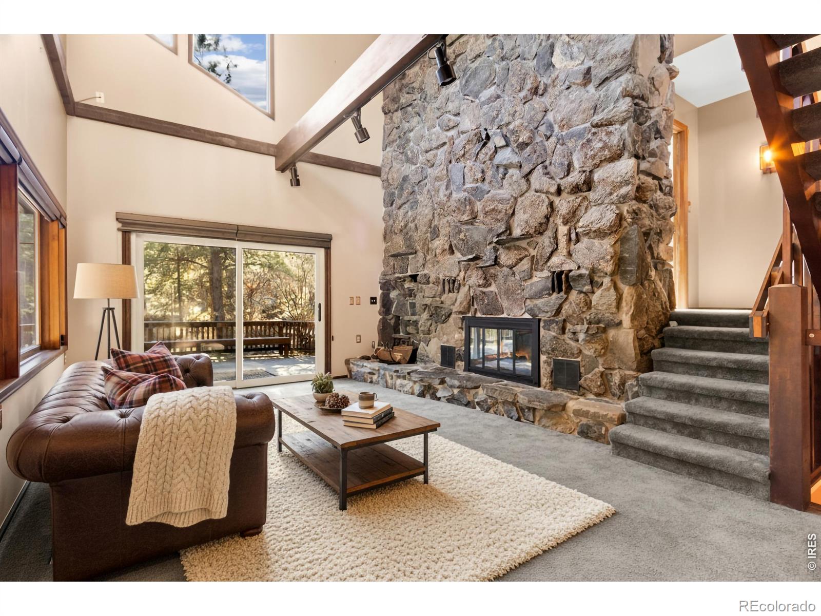31 Kings Canyon Road