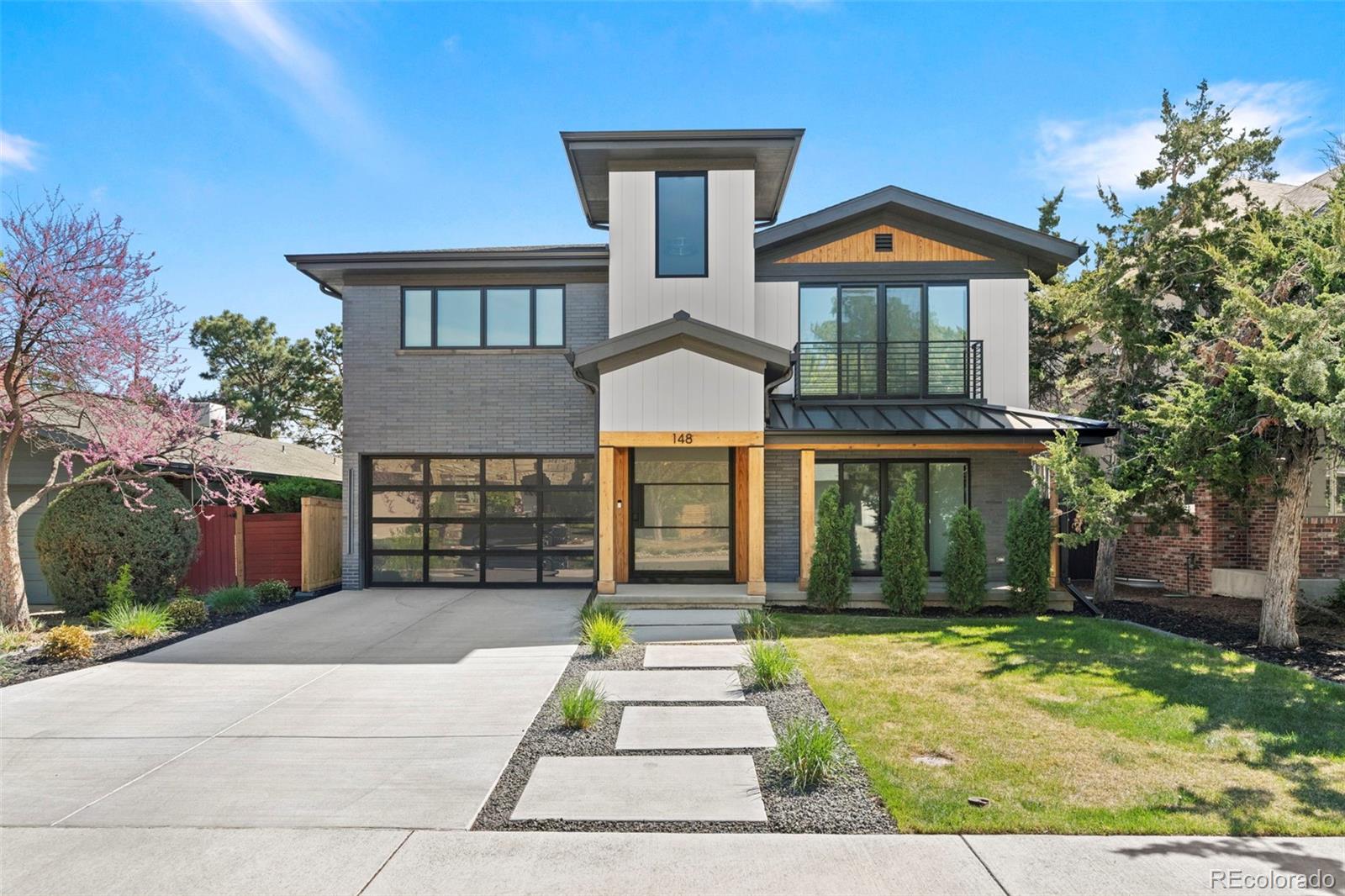 148 S Grape Street