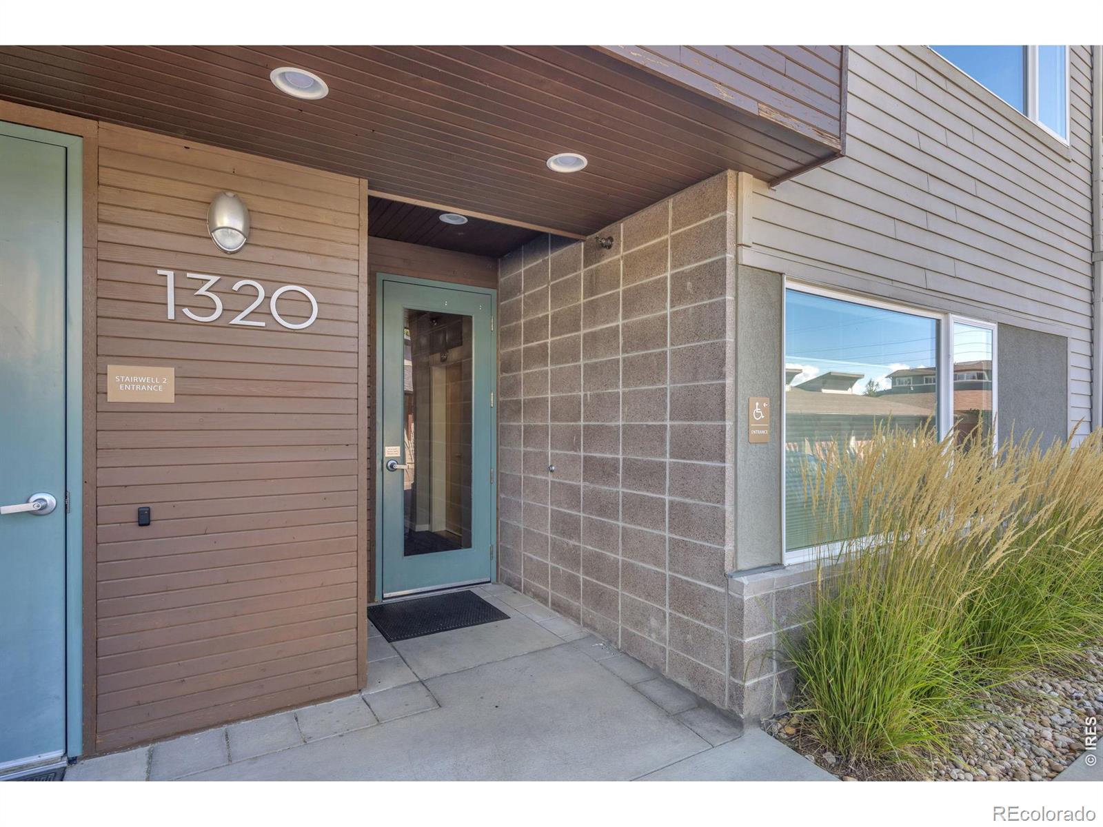 1320 Snowberry Lane Unit 102