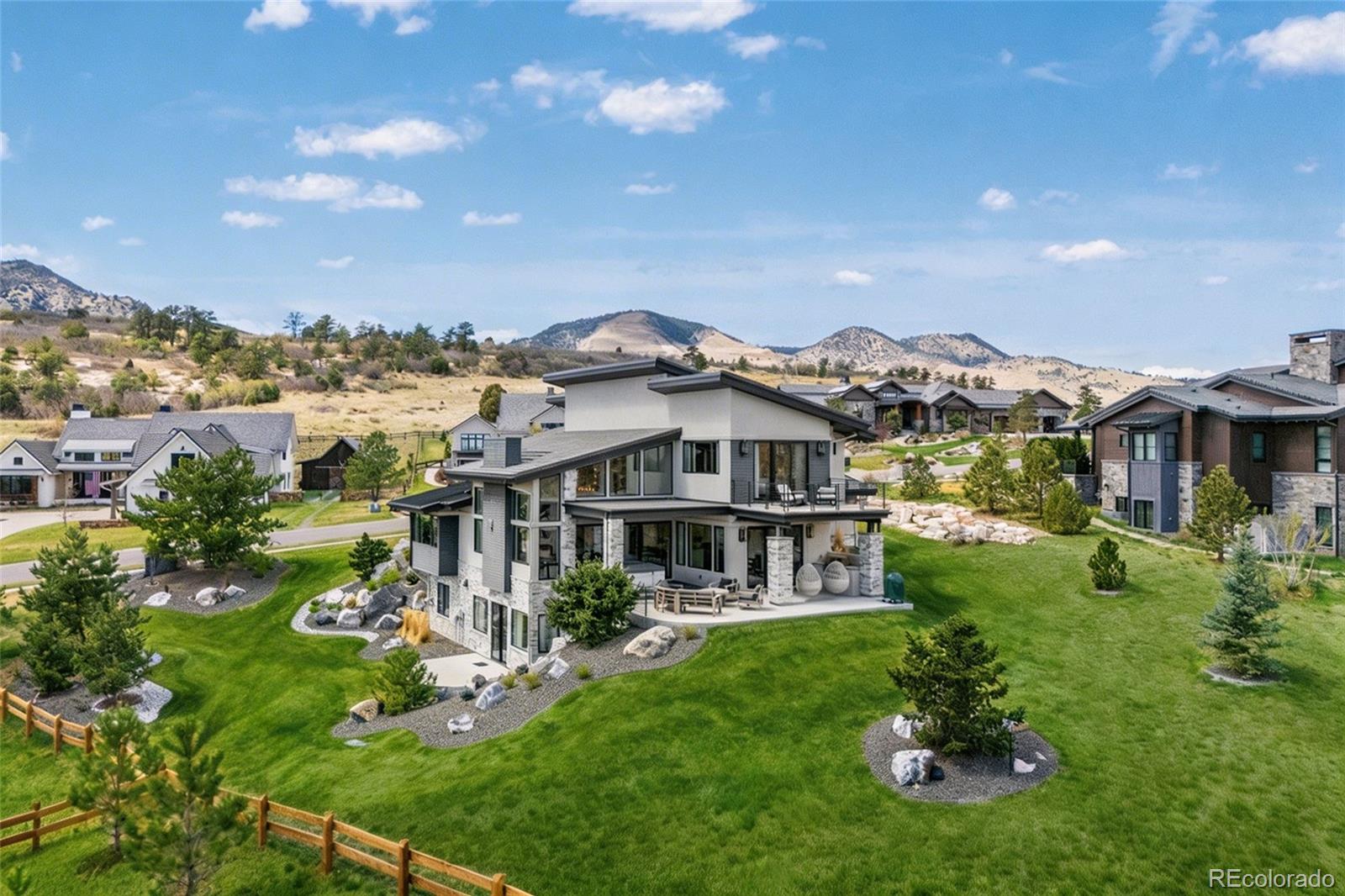 15201 Dinosaur Ridge Road