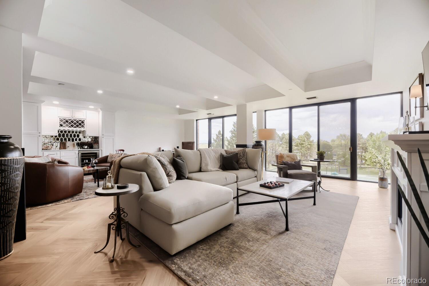 1900 E Girard Place Unit 403