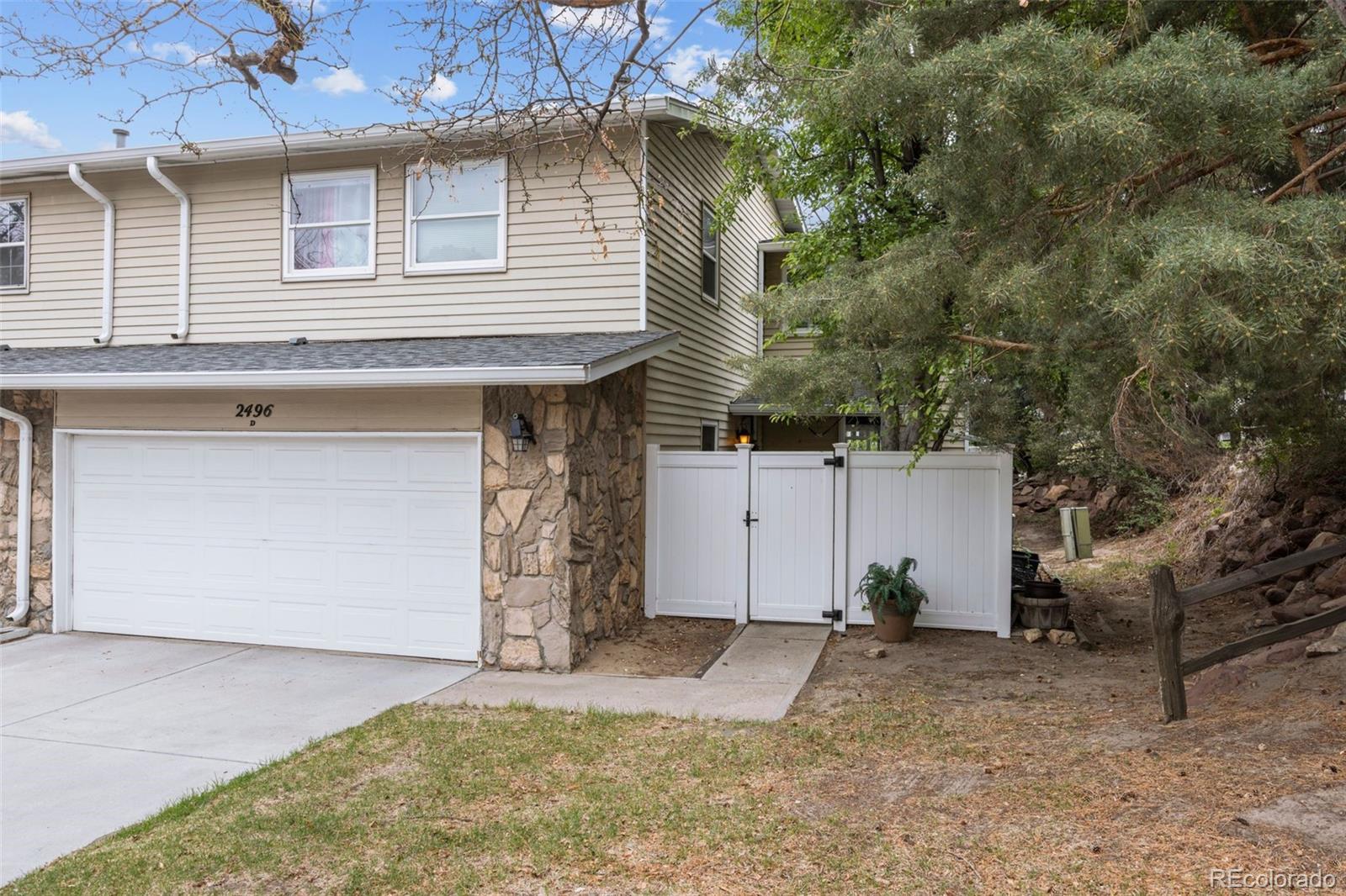 2496 S Vaughn Way Unit D
