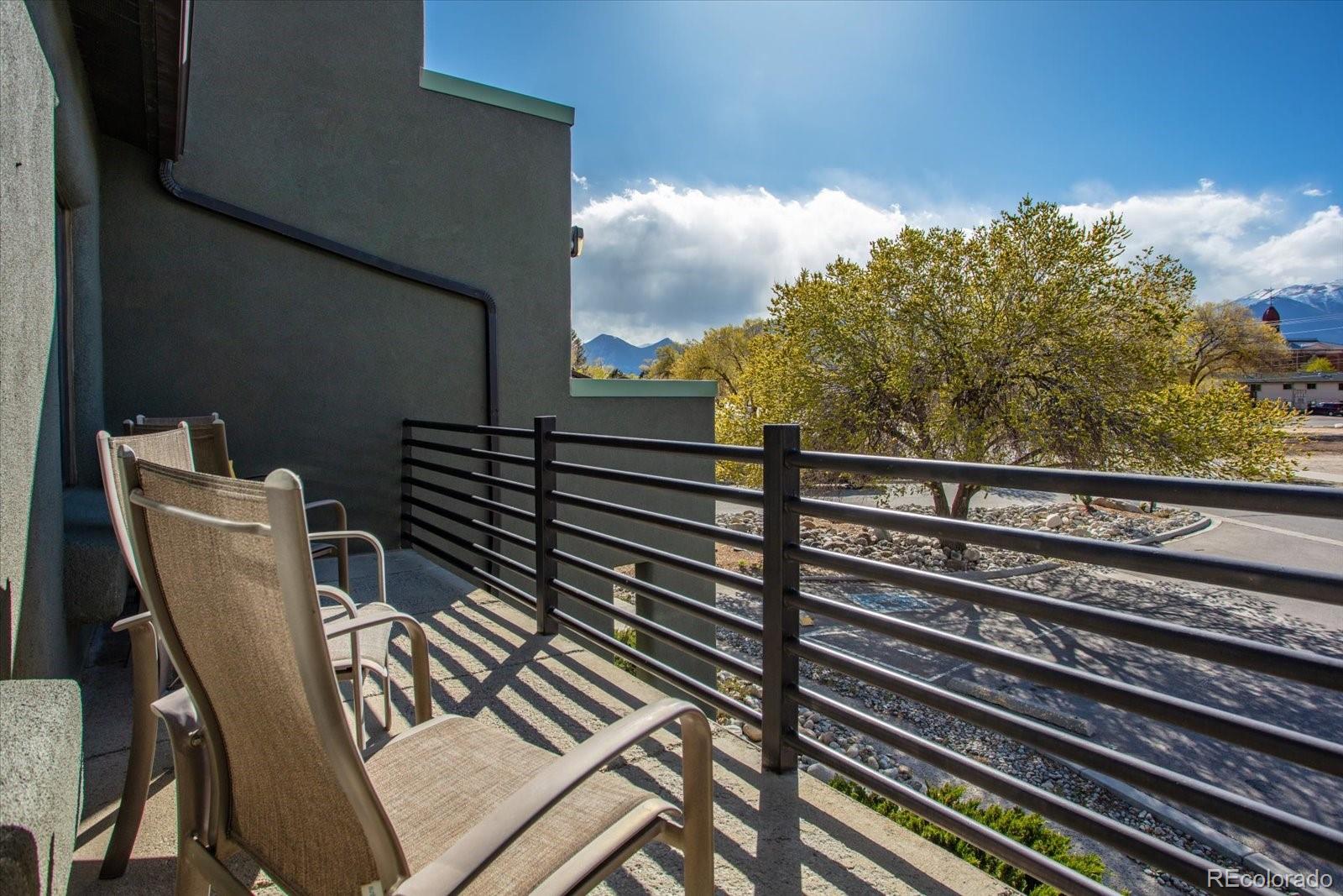 623 Cedar Street Unit B202