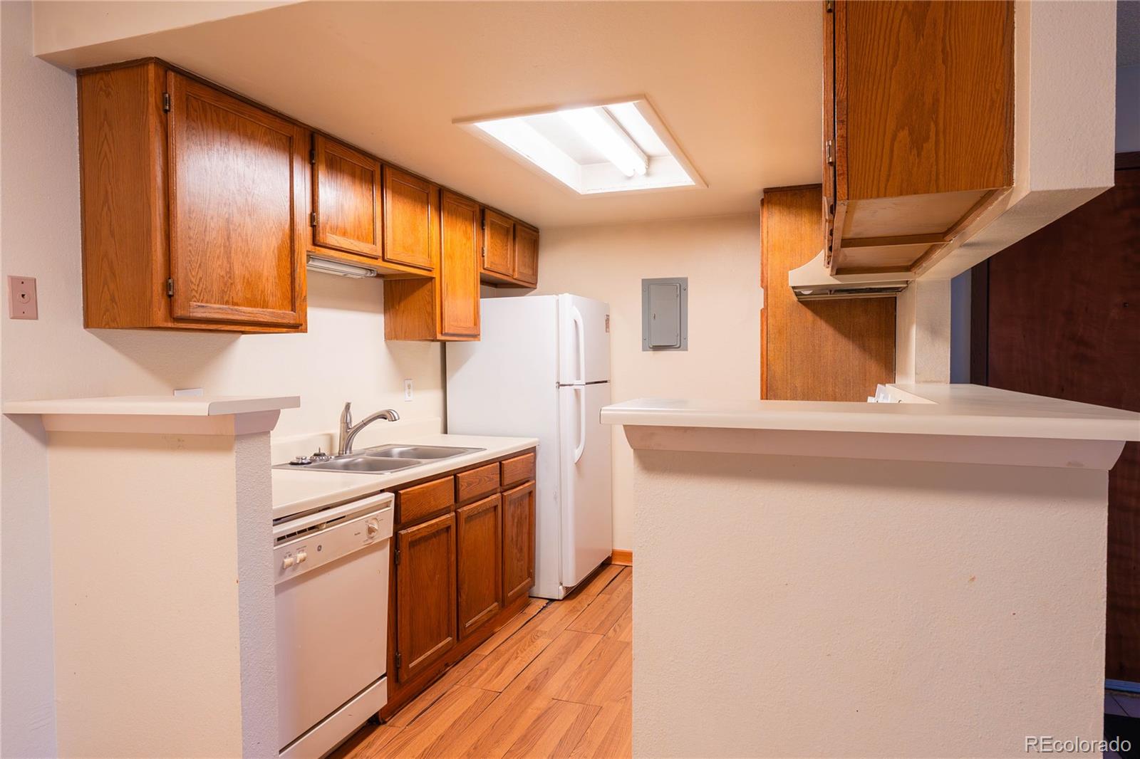 901 S Zeno Way Unit 102