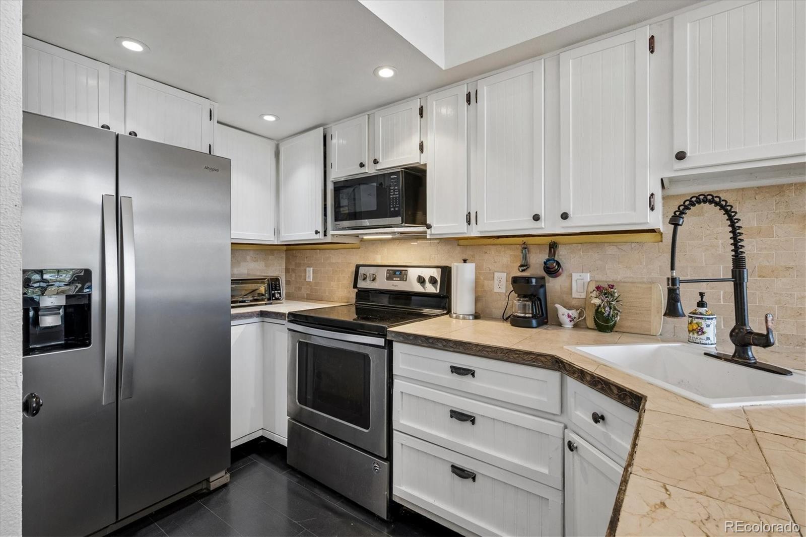 4760 S Wadsworth Boulevard Unit A206