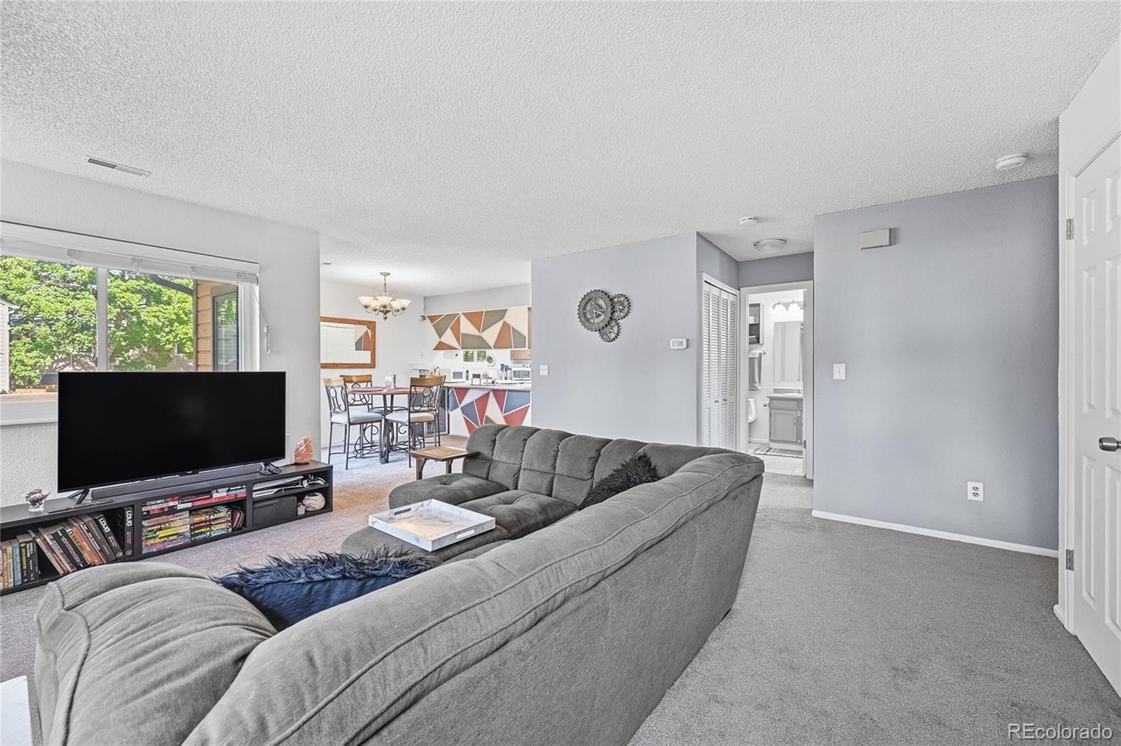 9148 W 88th Circle