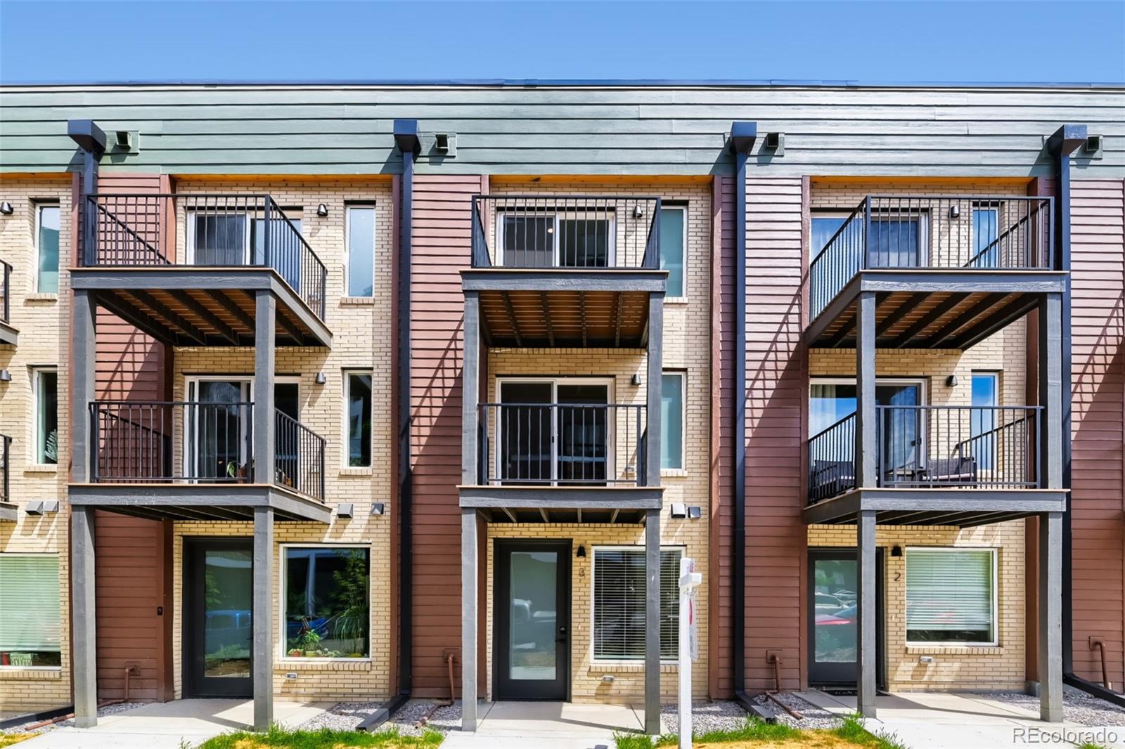 1642 N Lafayette Street Unit 3