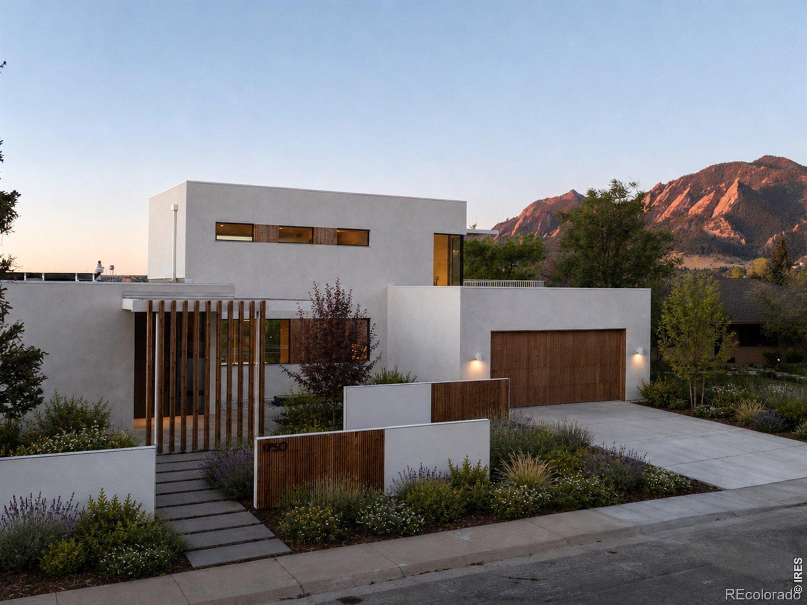 1750 Sunset Boulevard