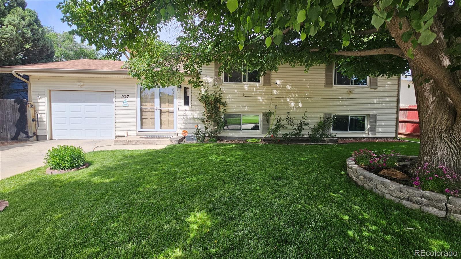 527 Elm Street