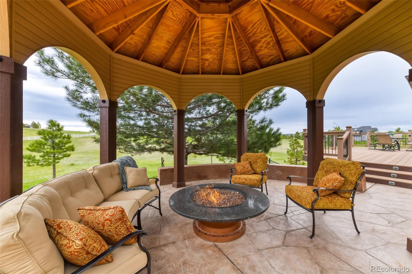 34422 Cherokee Trail