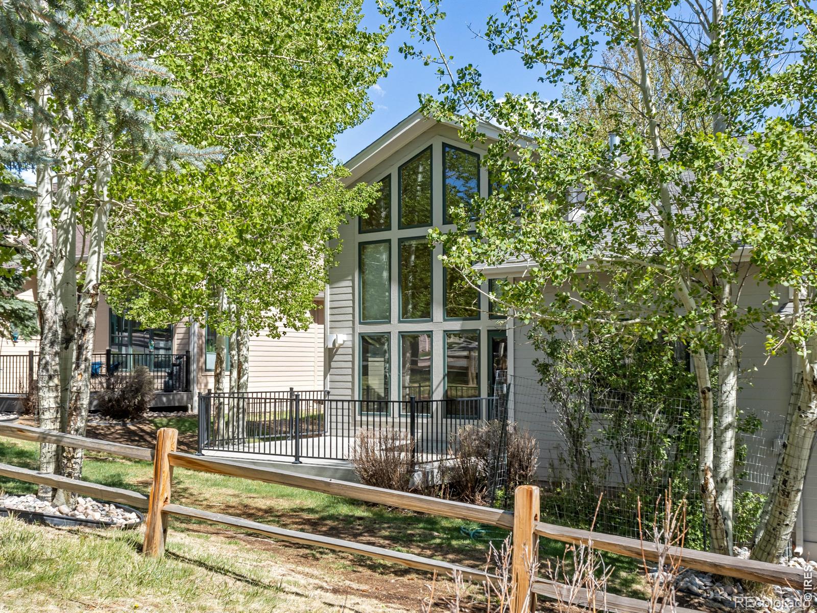 1600 Wapiti Circle Unit 33