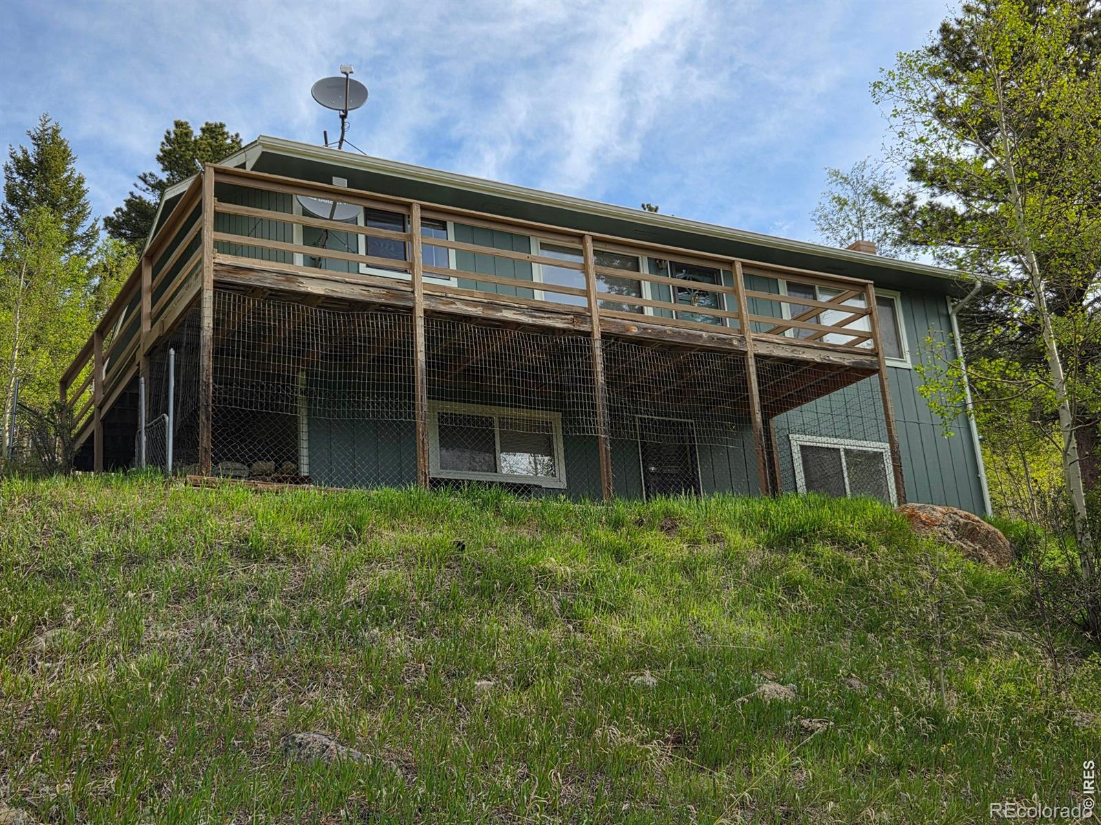 328 N Skinner Road