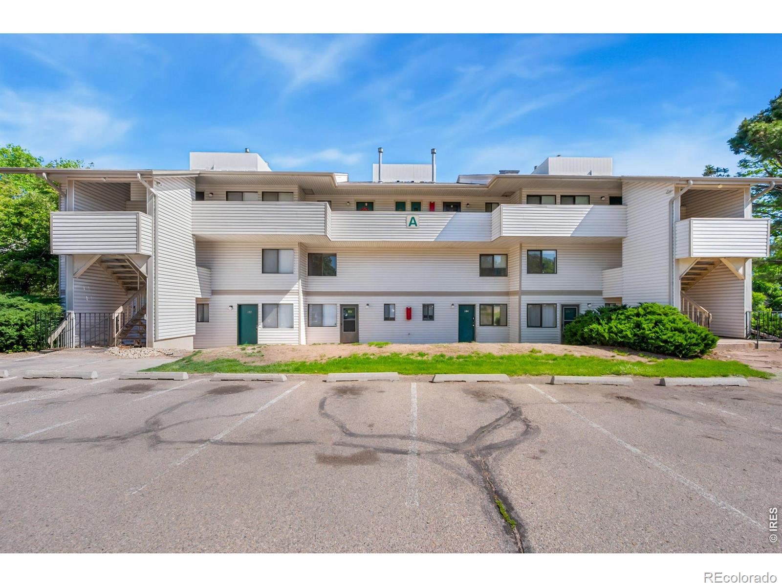 1705 Heatheridge Road Unit A201