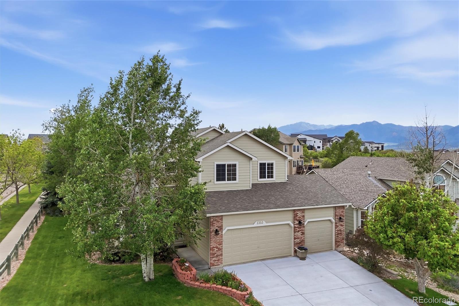 1353 Lookout Springs Drive
