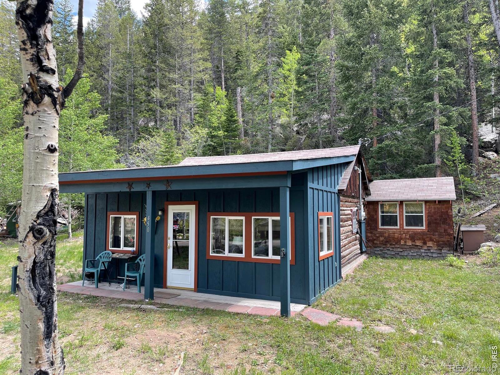 450 Peaceful Valley Road