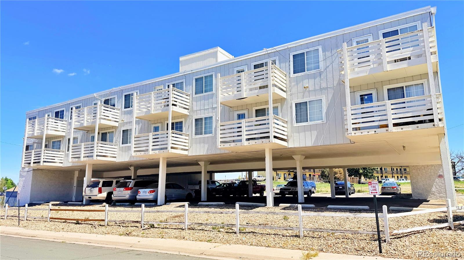 1064 Chambers Court Unit 207