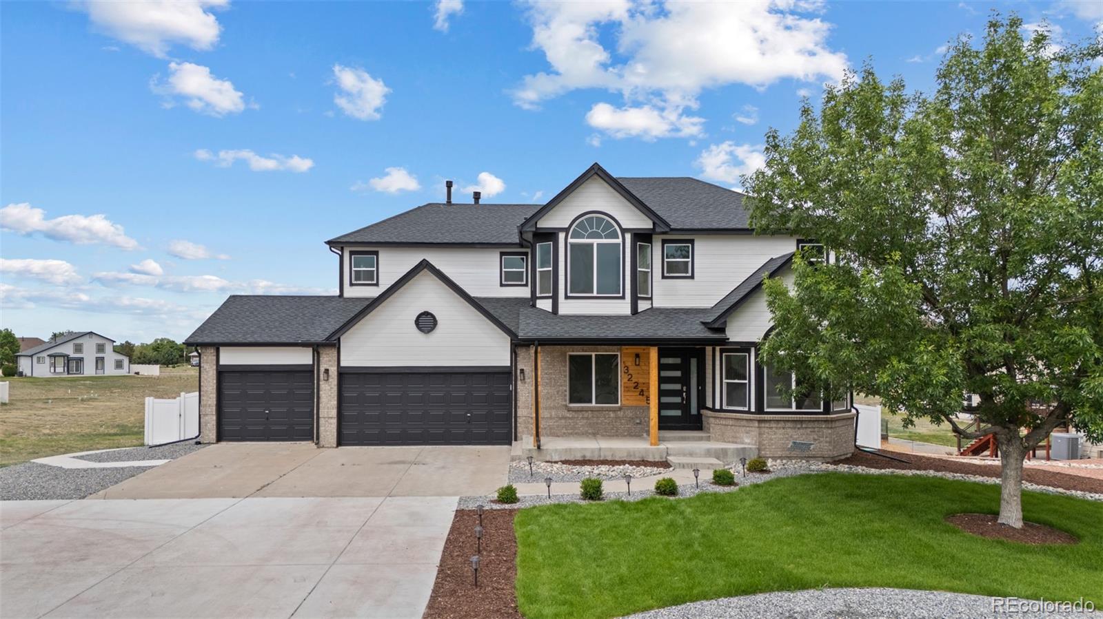 32245 E 166th Court