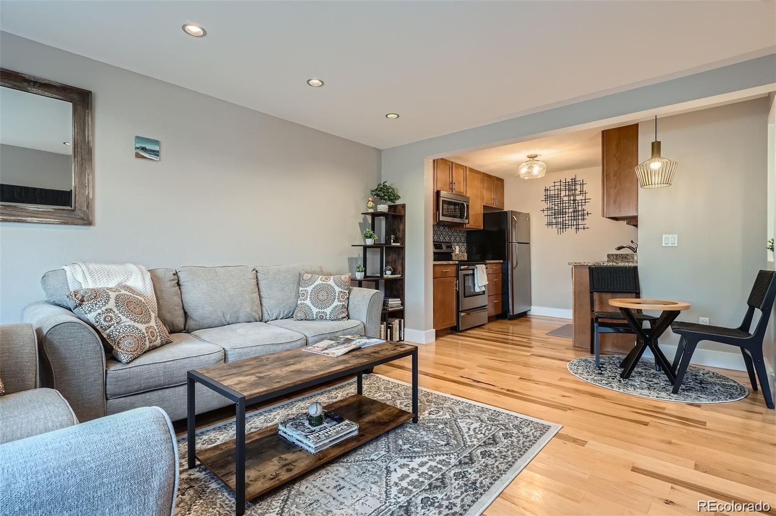 2460 W Caithness Place Unit 104