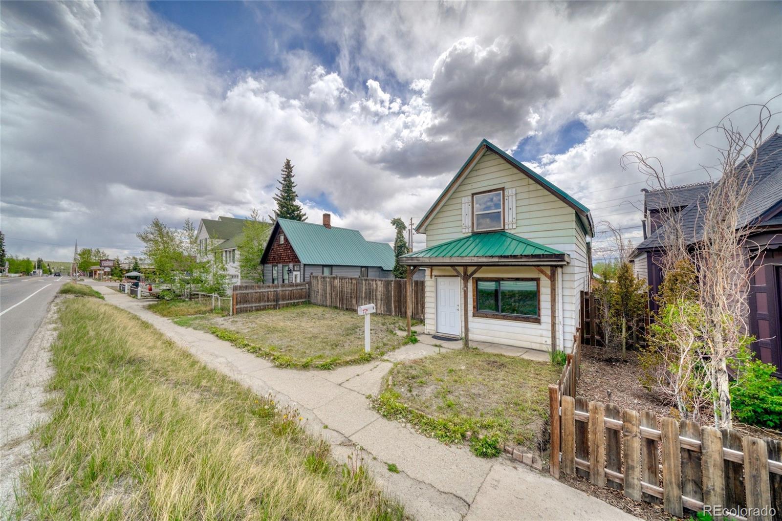 1117 Poplar Street