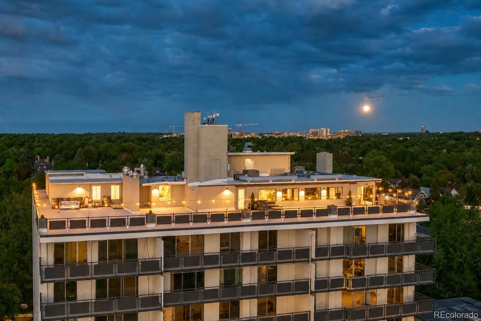 669 N Washington Street Unit 901
