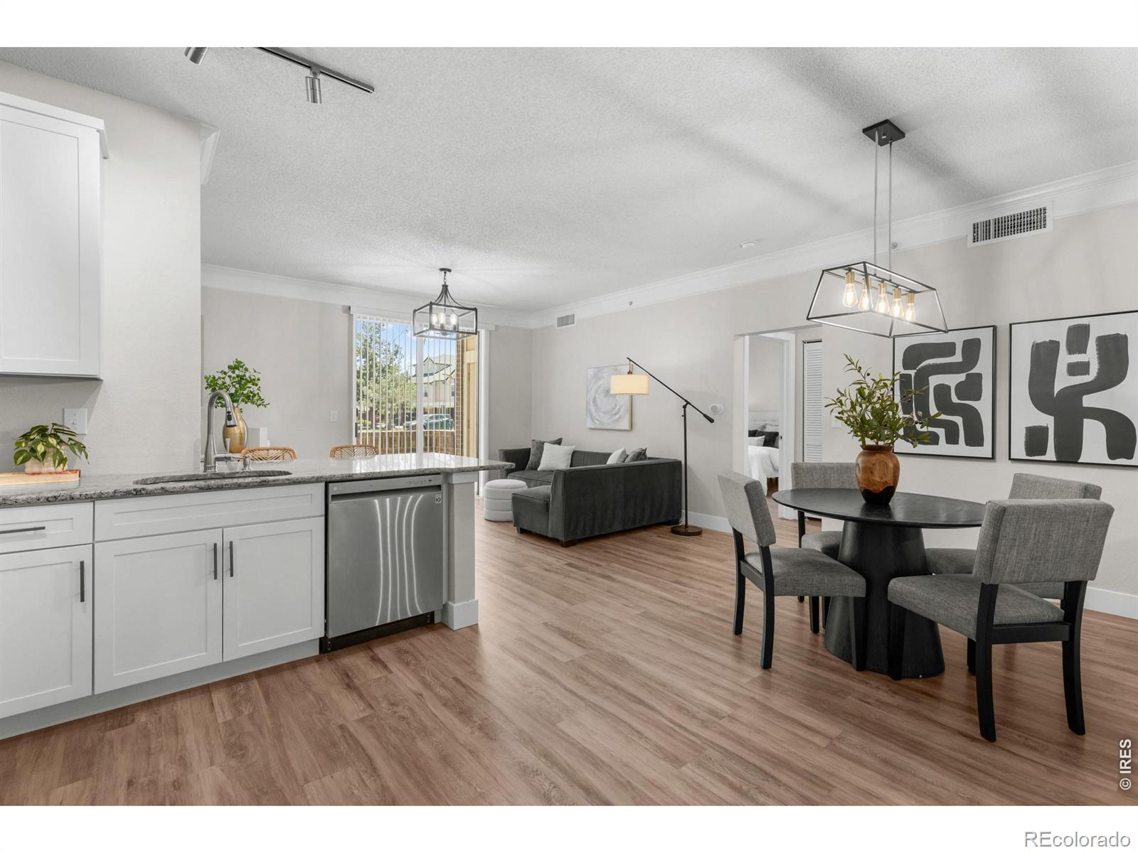1827 Spaulding Circle