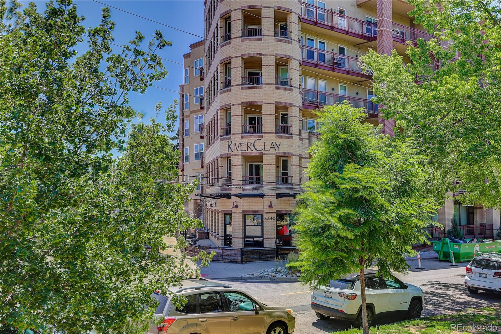 2240 N Clay Street Unit 211