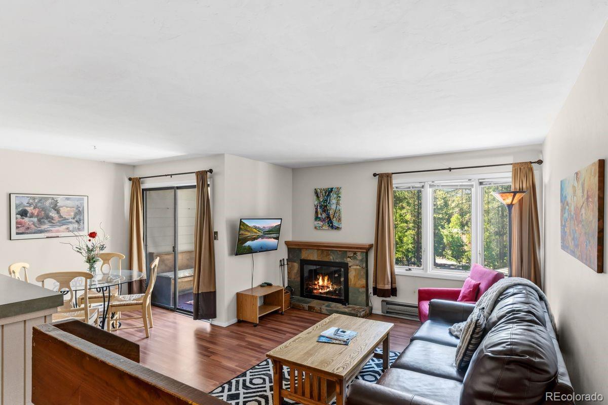 246 Broken Lance Dr Unit 402