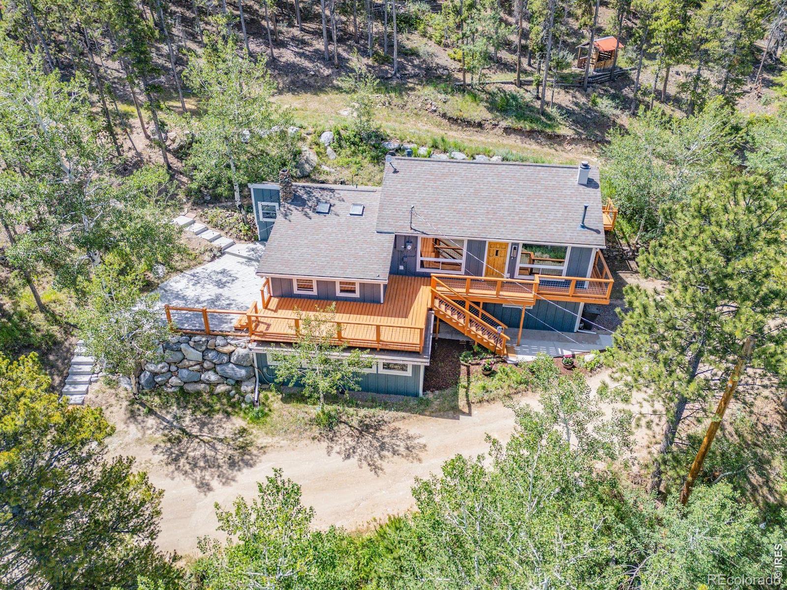 38 E Pine Street